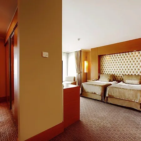 Kemer Resort 5*